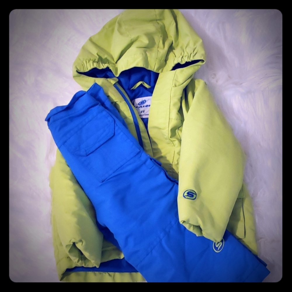 2T Toddler ski jacket and pant set